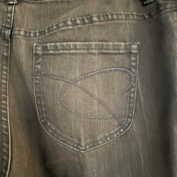 Chico Women’s jeans - Picture 4 of 5